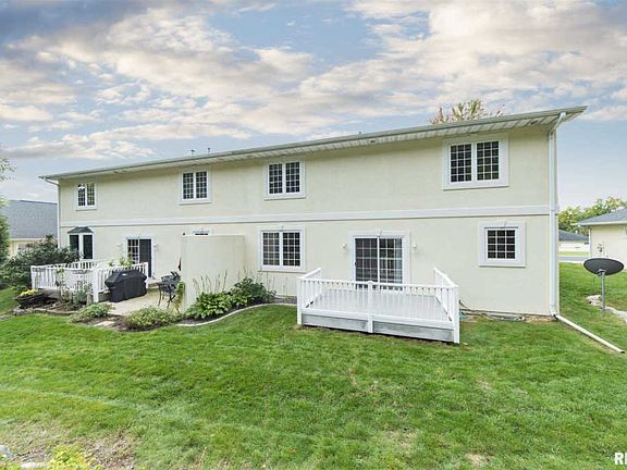 5th image of 5611 W Woodbriar Ln #21