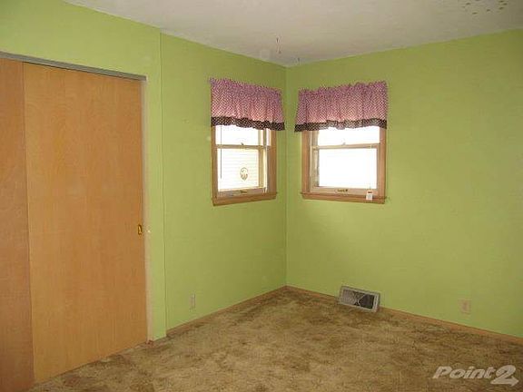 Bedroom (2)
