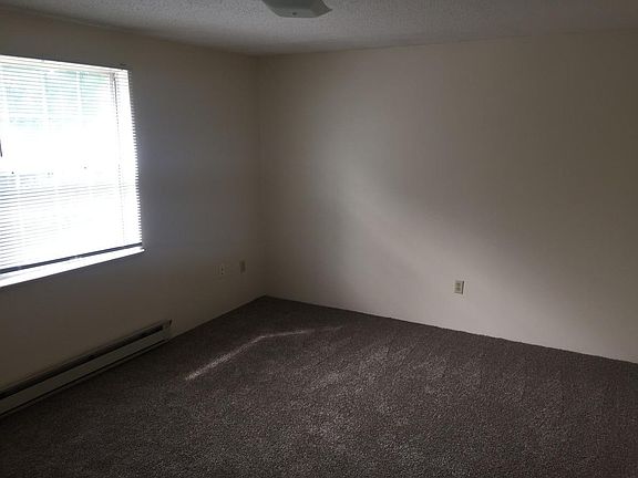 3rd image of 6826 Plaza Dr APT 11