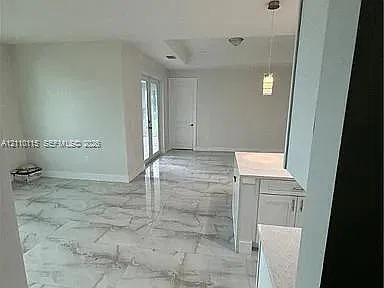 3 bed, 2.0 bath, $2,400 — Photo 2