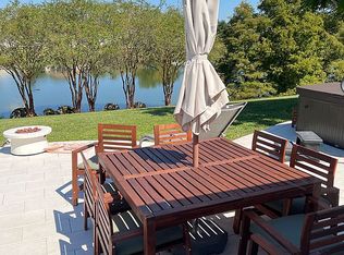 3339 Woodridge Dr, The Villages, FL 32162