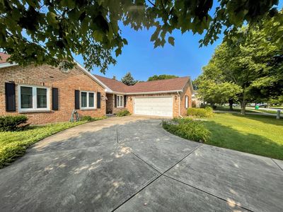 1008 Towne Ave, Batavia, IL, 60510
