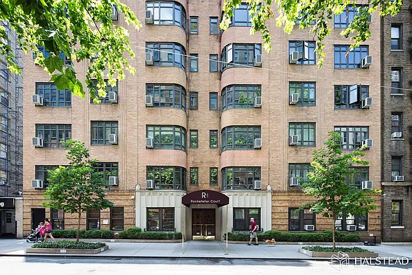 Rented by Halstead Real Estate | media 21