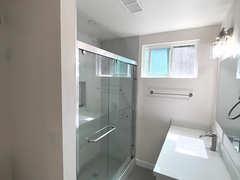 2243 Otterbein Ave — Photo 10