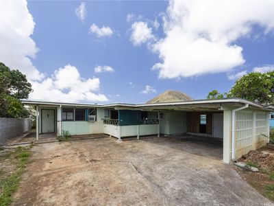 7272 Kauhako St, Honolulu, HI, 96825