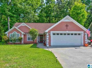 224 Greenfield Ln, Alabaster, AL 35007
