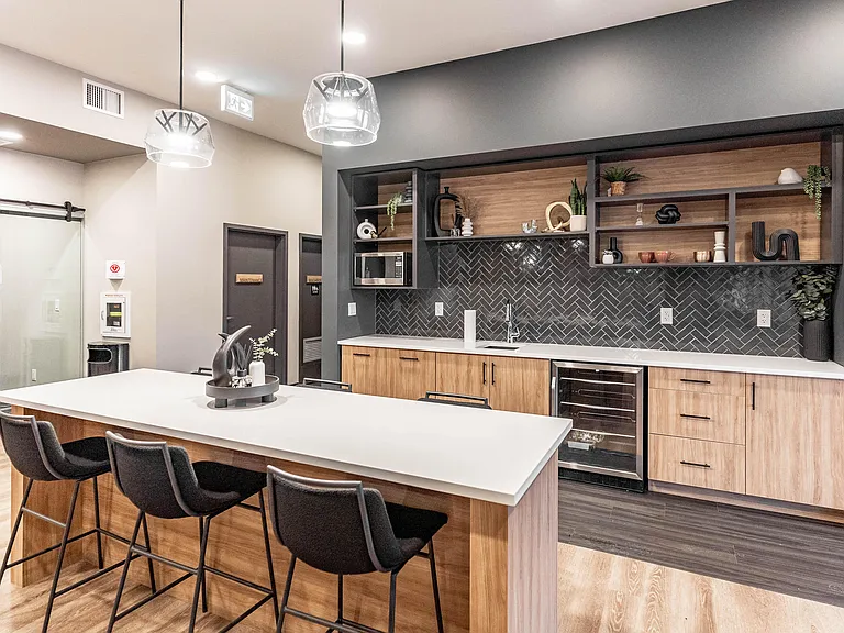 8620 Canada Olympic Dr SW — Photo 24