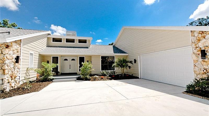 1st image of 4901 Hidden Oaks Trl