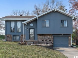 13615 Birchwood Ave, Omaha, NE 68137