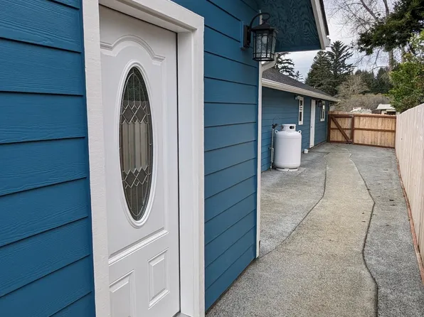 (undisclosed Address), Crescent City, CA 95531