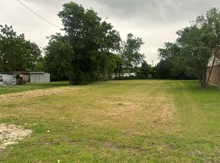316 E Davis St, Howe, TX 75459