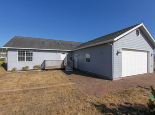 1605 NW Oceania Dr, Waldport, OR 97394