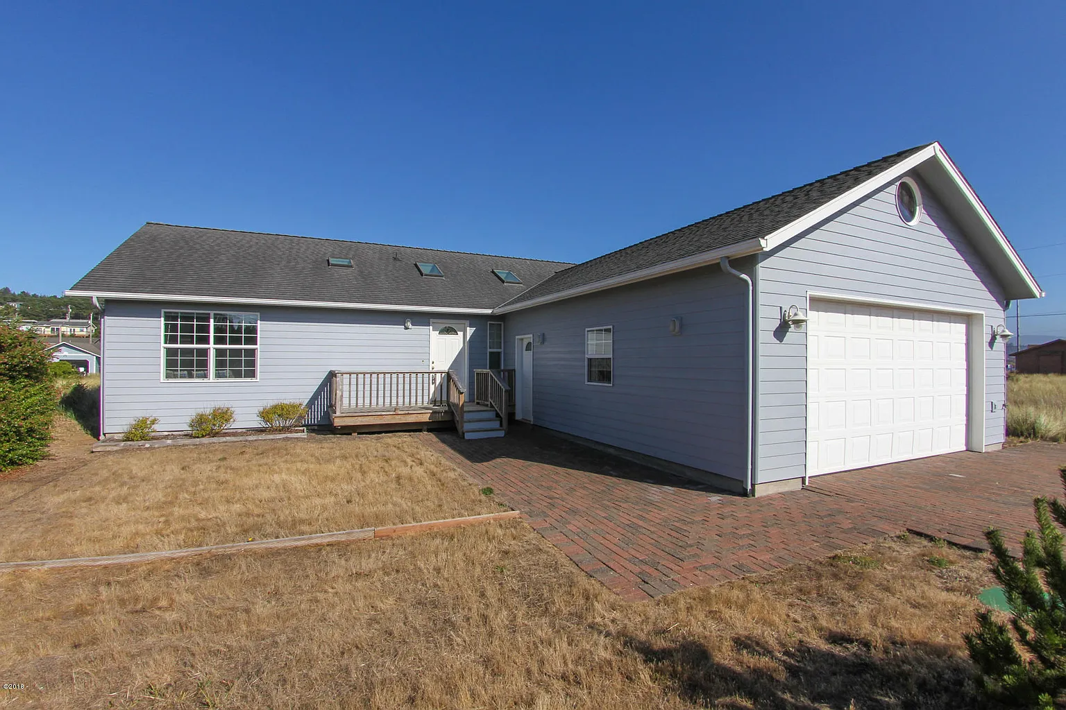 1605 NW Oceania Dr photo 1