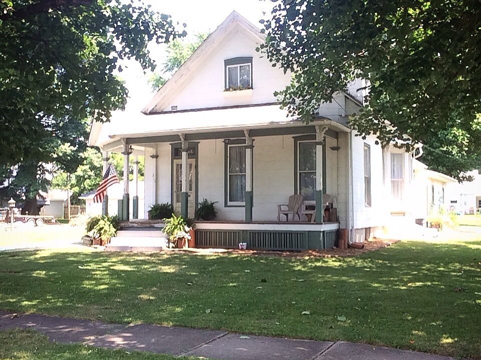 1st image of 225 College Ave