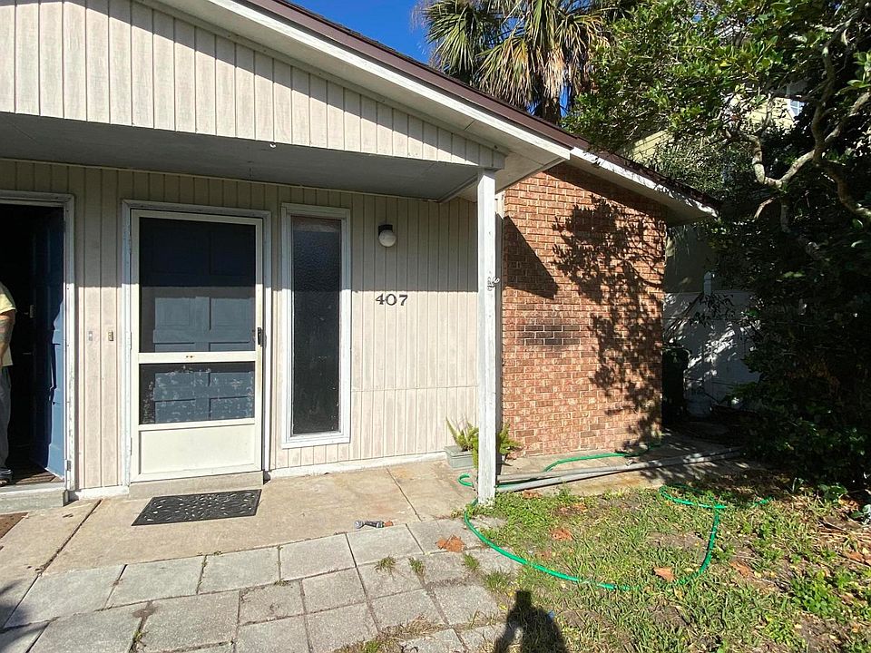 1st image of 407 10th Ave S