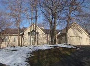 16436 Ringer Rd, Wayzata, MN 55391