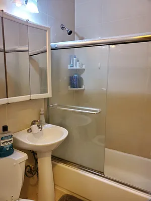 Rented by Charie Properties LLC | media 10