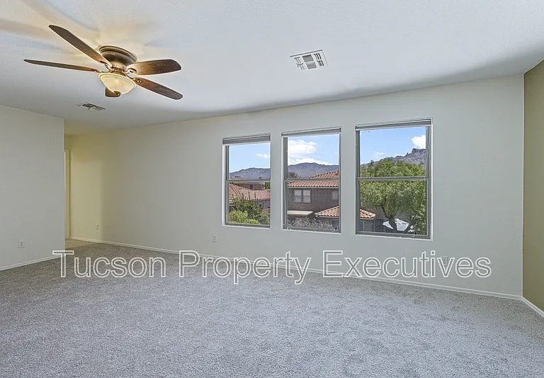 10176 N Nine Iron Dr — Photo 18