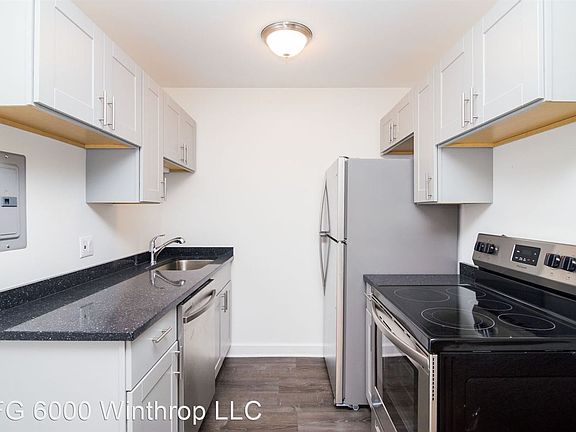 3rd image of 6000 N Winthrop Ave #203