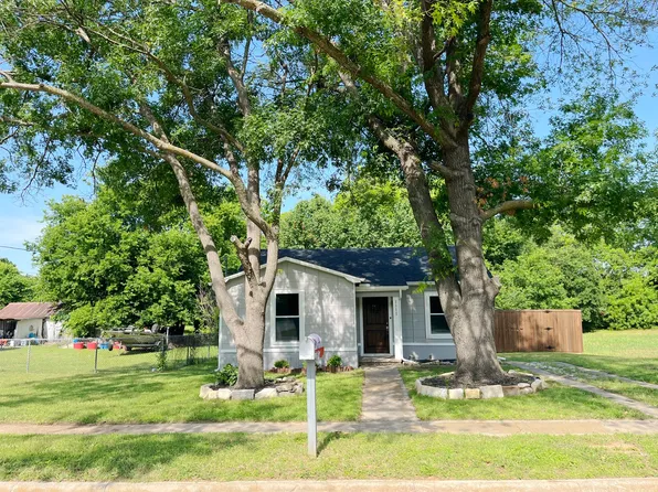 1111 S Taylor St, Gainesville, TX 76240