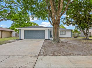 2013 Alexander Dr, Titusville, FL 32796