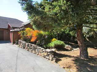955 Archer Dr, Medford, OR 97501