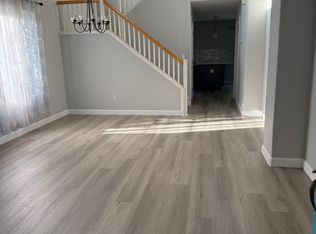 15 Lenmar Ct, Sacramento, CA 95835