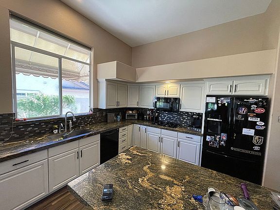4th image of 2224 Scarlet Rose Dr
