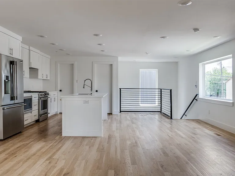 1612 Grigsby Ave #102 — Photo 13