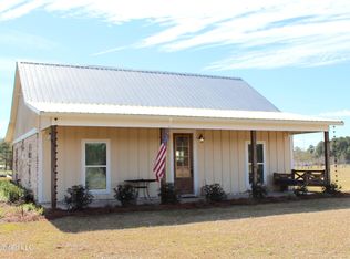 5990 Hubbard Homestead Rd, Lucedale, MS 39452
