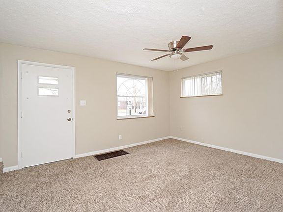 4th image of 1715 Krylon Dr