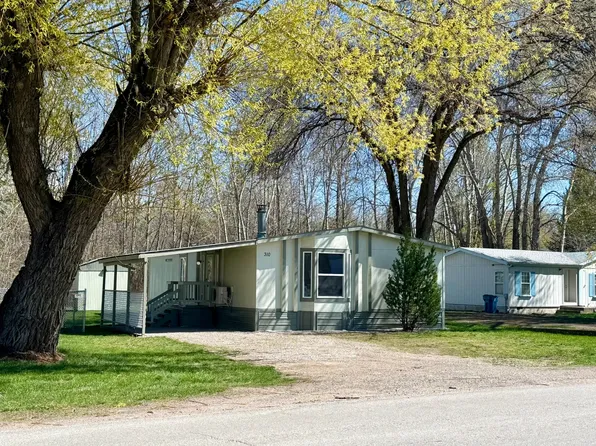 310 Saint Marys Dr, St Ignatius, MT 59865