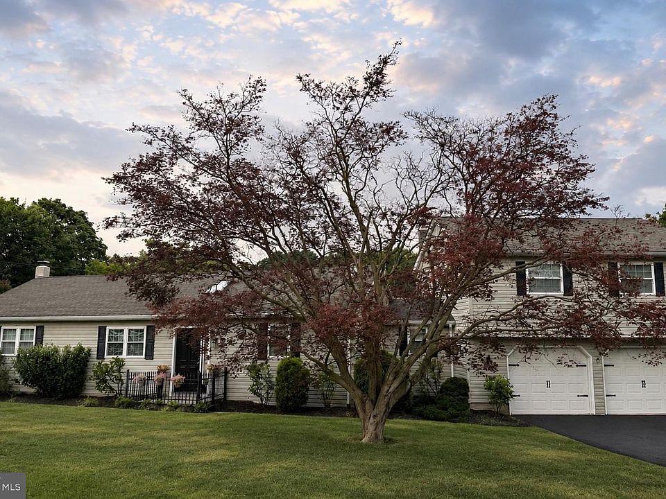 1st image of 11951 Rockville Rd
