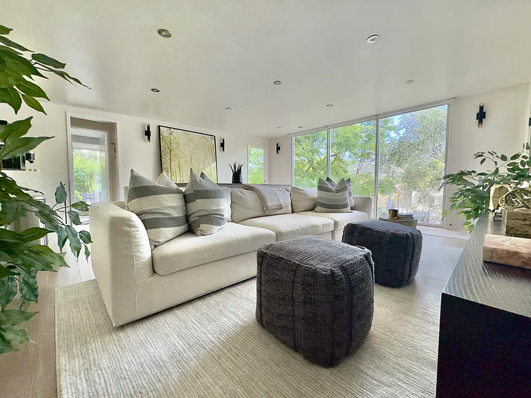 36 Canon View Rd — Photo 4