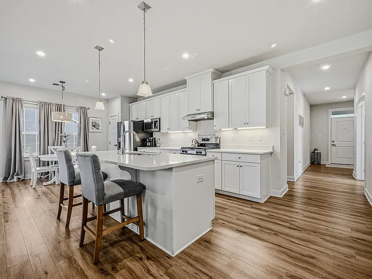 31420 Barefoot Cir — Photo 16