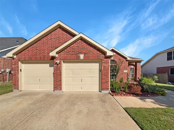 4708 Willington Dr, Grand Prairie, TX 75052
