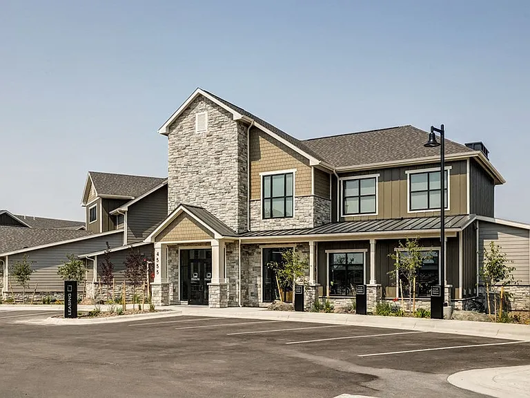 Icon Apartment Homes at Ferguson Farm — Photo 39