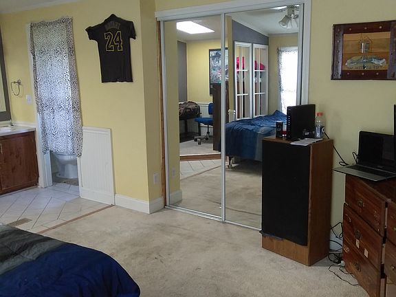 2nd image of 9626 Seaway Dr