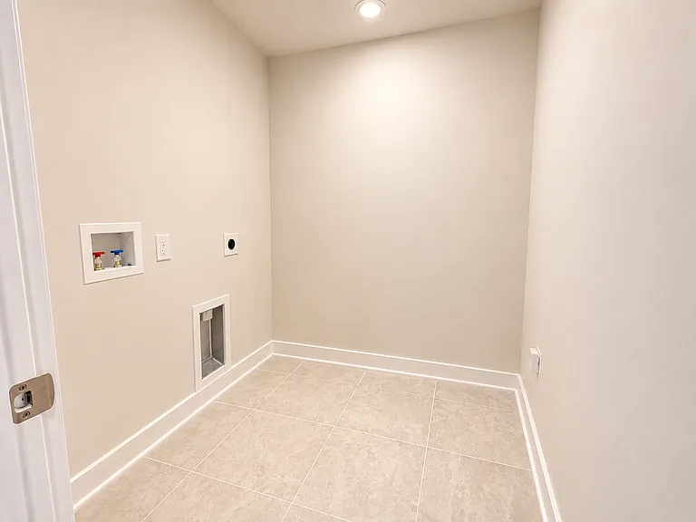 1264 Balsa Tree Dr — Photo 9