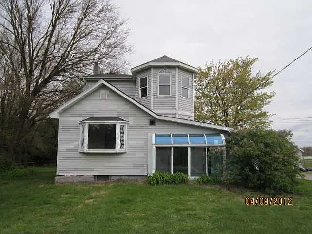 11900 Shaffer Rd photo 1