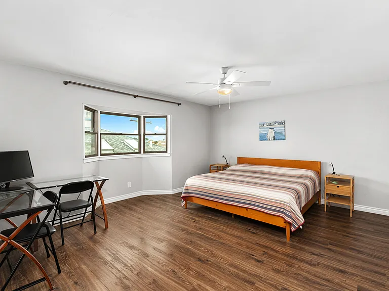 Spacious master bedroom with walk in closet