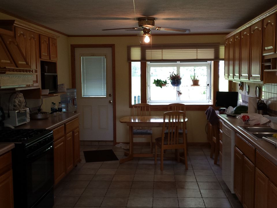 2nd image of 409 S Burns St
