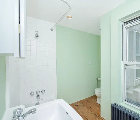 Rented by Keller Williams NYC | media 6