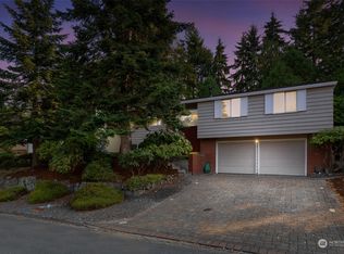 3450 79th Ave SE, Mercer Island, WA 98040