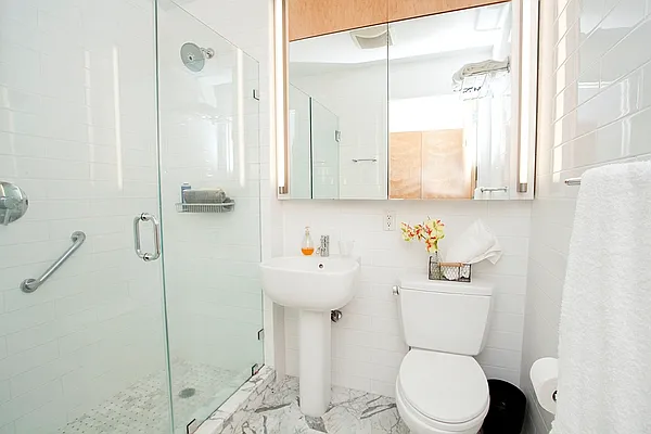 Sold by Aguayo & Huebener Brooklyn | media 25