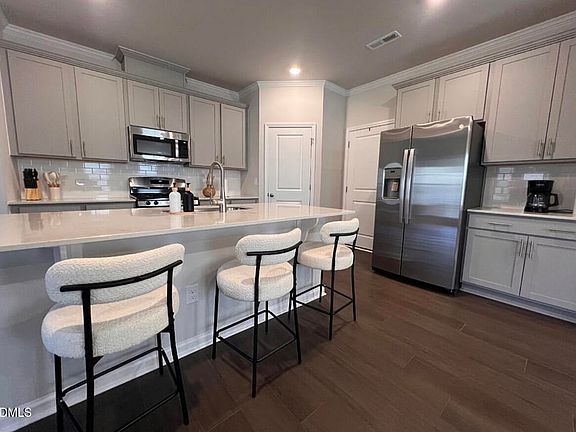 4th image of 1412 Maple Branch Cir