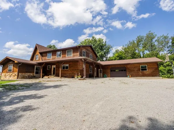 521 NW 30th Ln, Lamar, MO 64759