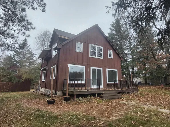N9148 Sandy Lake Rd, Neshkoro, WI 54960