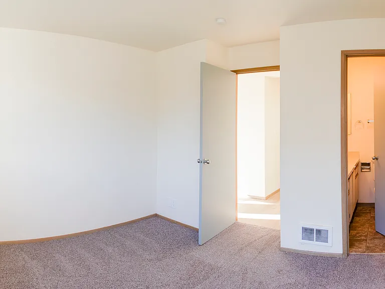 5220 University Way NE #N101 — Photo 4