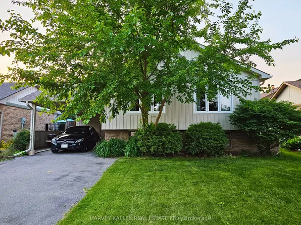 8 Pilkington Cres, Whitby, ON L1N 6E9